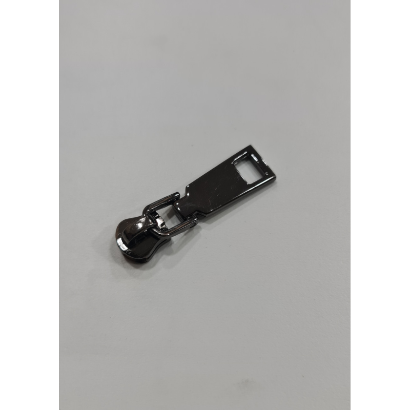 Бігунок сумковий без фіксатора на металеву блискавку No5 чорний нікель Бігунок сумковий без фіксатора на металеву блискавку No5 чорний нікель